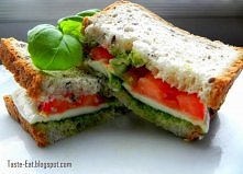 Tosty a la caprese- po przepis zapraszam na bloga kulinarnego "Taste Eat"