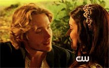 Reign, genialny serial, strasznie mnie wciągnął. Polecam ♥