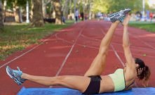 ćwiczenia na brzuch. wszystkie ćwiczenia na mojej tablicy wykonuje sama i bardzo polecam. uwielbiam gdy po treningu czuje zakwasy ;)