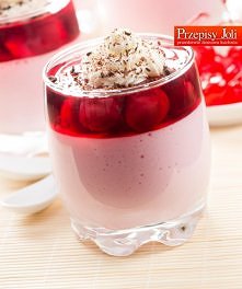 PTASIE MLECZKO Z WIŚNIAMI