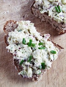 Sałatka jajeczna de luxe