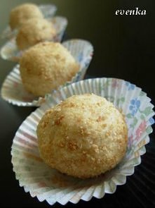 Trufelki o smaku chałwy.