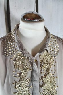 kołnierzyk ozdobiony perełk...