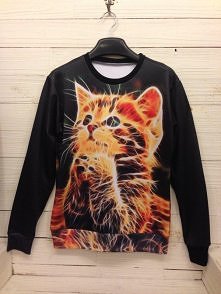 Rozmiar M 
Wymiary: 
obwód klatki piersiowej: 104 cm 
szerokość w ramionach: 47 cm 
długość całkowita: 67 cm 
długość rękawa: 60 cm