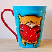 Kubek ręcznie malowany według autorskiego projektu. Wykonany z wysokiej jakości białej porcelany (pojemność około 350ML) Trwała technika zdobienia umożliwia mycie go w zmywarce....