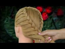 Плетение кос. Weaving braids.