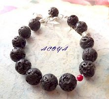 bransoletka z lawą wulkaniczną i koralem