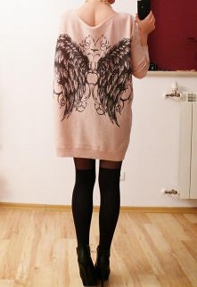 Sweter ze skrzydłami <3