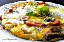 Taste Eat: Serowy omlet z pieczarkami, pyszota!