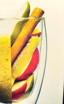 Pycha Koktajl pełen energii

2 czerwone jabłka
2 gruszki
1/2 łyżeczki cynamonu
1/2 łyżeczki startego imbiru

Zmiksuj, podgrzej ale nie gotuj !!