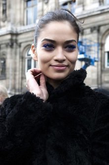 Niebieskie rzęsy? Idealny make-up na zimę !
