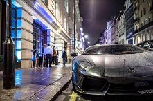 Lamborghini Aventador