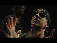 Avenged Sevenfold - Nightmare [Official Music Video] Jeżeli ktoś lubi taką muzykę to bardzo polecam :D  
    - Avsenfold