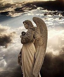 Anioł... zachmurzony...