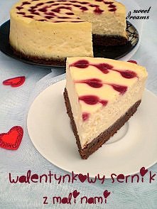 Walentynkowy sernik z malinami