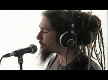 Rocky Leon [Live Looping] This Side of You