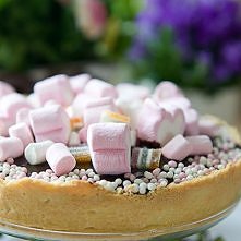 Tarta z creme patissiere i czekoladą


Składniki na ciasto kruche: (na 2 blaszki średnicy 20 cm) – przepis M. Roux
250 g mąki pszennej
200 g masła
100 g cukru pudru
szczypta sol...