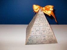 Kartka przestrzenna z motywem egipskim