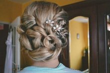 fryzura studniówkowa