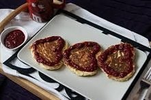 ...Pragnię dostać takie śniadanie do łóżka...