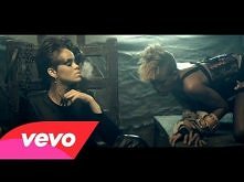 Rihanna - Disturbia