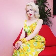 w stylu Marylin Monroe