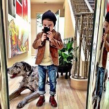 W chwi­li, w której umiera w nas dziec­ko, zaczy­na się starość.