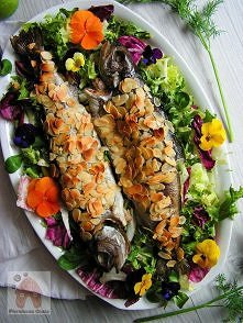 wiosenny pstrąg w migdałach