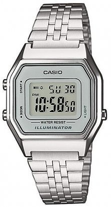 Srebrny zegarek marki Casio. Modny!