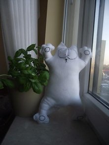 Kot Simona zrobiony własnoręcznie. Więcej na blogu : myhandmade13.blogspot.com