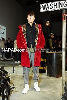 Seoul Fashion Week 2014 BEYOND CLOSET
dream-lucifer-art.blogspot.com