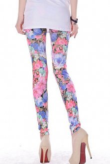 legginsy w kwiaty