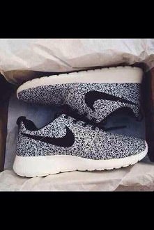 fajne boootsy! ♥ tylko cholercia nie wie ktoś jak się nazywają?