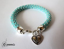 Ręcznie robiona bransoletka, przy pomocy szydełka.
Zapraszam do polubienia na fb gemmis
Link w komentarzu