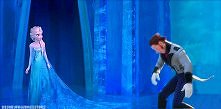 Gif
Elsa x Hans