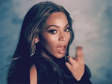 Queen B