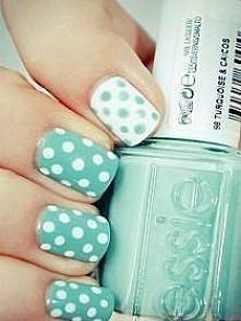 Kropki zawsze modne :)