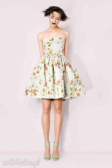 Sukienka gorsetowa w kwiaty