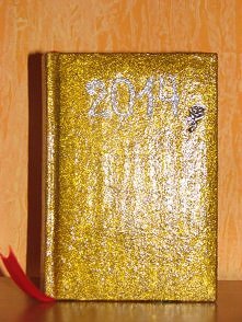 Brokatowy kalendarz książkowy