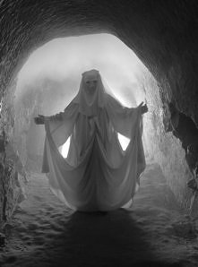 Chełmskie Podziemia Kredowe to unikalny na skalę światową labirynt podziemnych korytarzy wyżłobionych w kredzie, który na pięciu poziomach ciągnie się kilkadziesiąt kilometrów p...