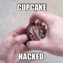 jak zjeść muffina :D