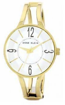 Zegarek w formie bransoletki.