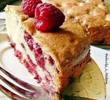 Szybki placek ucierany z malinami