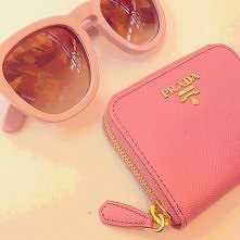 okulary  i portfel prada