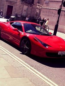 Idę sobie spokojnie przez L...