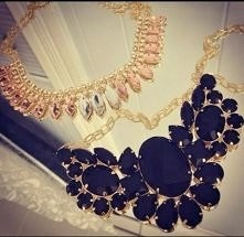 Ten czarny naszyjnik jest mega *-*