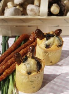 Kukurydziane babeczki z kabanosami