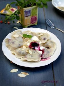 pierogi z jagodami.
przepis po kliknieciu