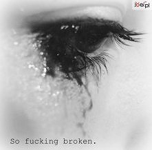 Denerwują mnie osoby, które myślą, że są fajne, a tak na prawde są żałosne...