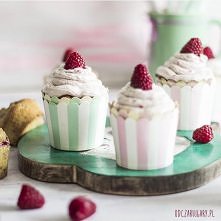 malinowe muffiny z malinowym mascarpone

przepis po kliknięciu w zdjęcie